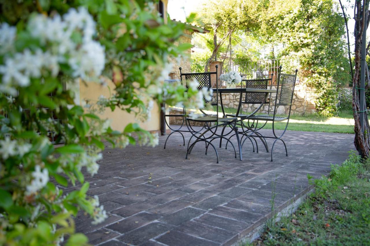 Il Borgo Di San Michele Villa Papigno Bagian luar foto
