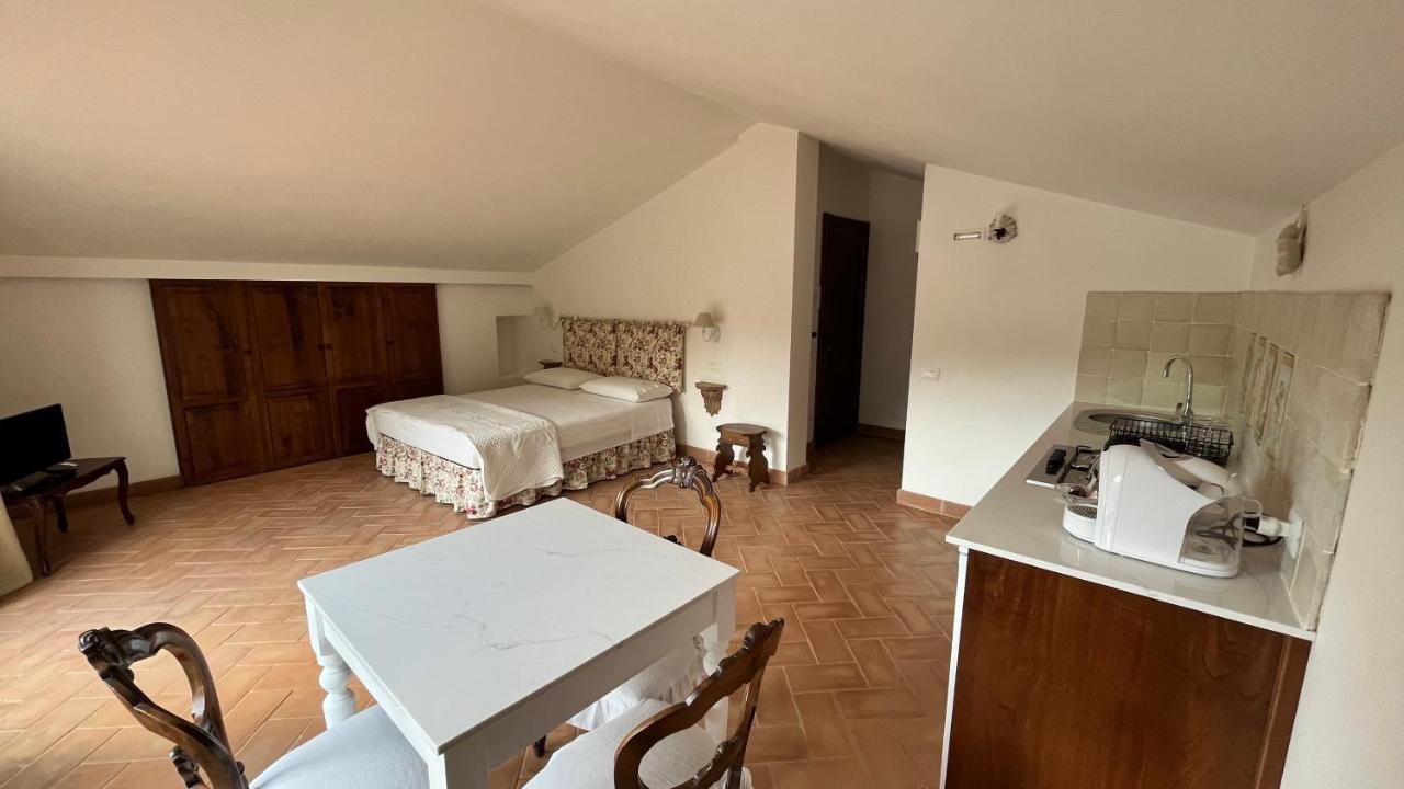 Il Borgo Di San Michele Villa Papigno Bagian luar foto