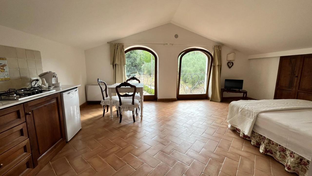 Il Borgo Di San Michele Villa Papigno Bagian luar foto